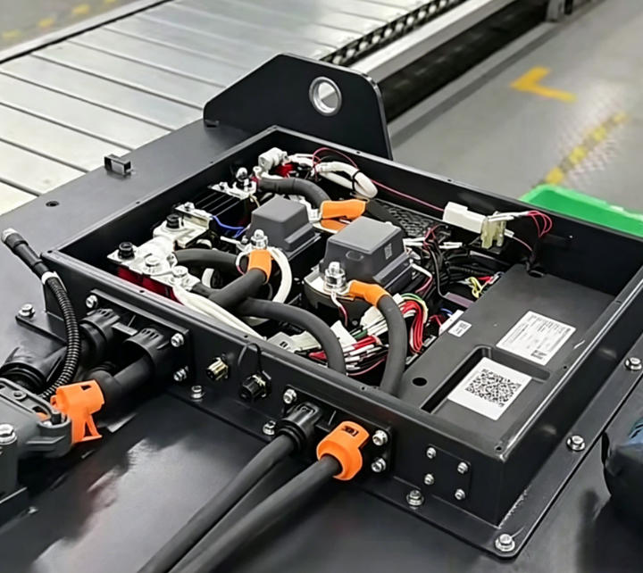 one-battery-every-forklift-how-the-25.6v-314ah-lifepo4-pack-is-redefining-material-handling-fleets-4.jpg